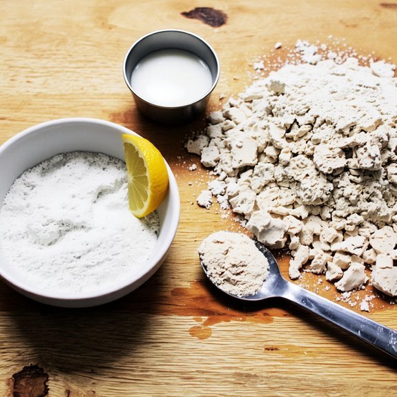 immediate acid activated gas leavening